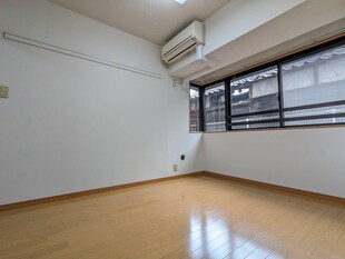 黄葉ビル銀杏町の物件内観写真